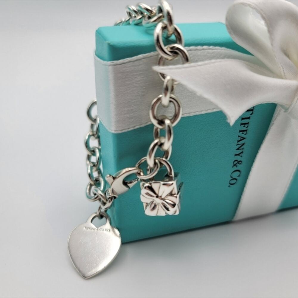 Tiffany & Co. Heart Tag Toggle Bracelet 7.5" Sterling Silver Chain Link …